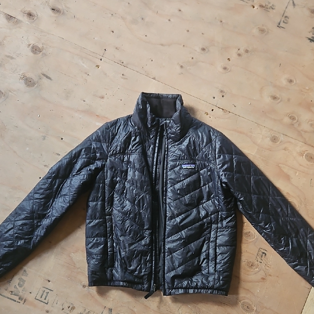 Women's Patagonia Black Quilted Down Jacket